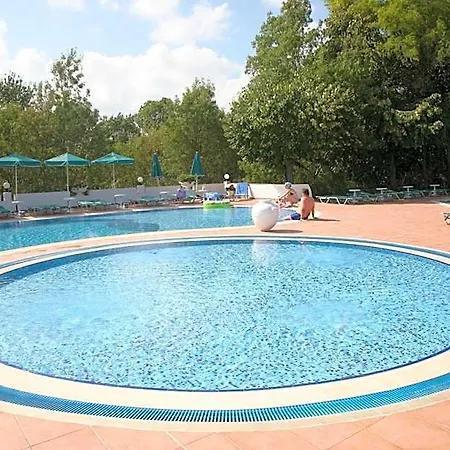 Duni Village Hotell 4*