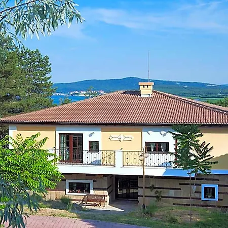 Duni Village Hotell 4*